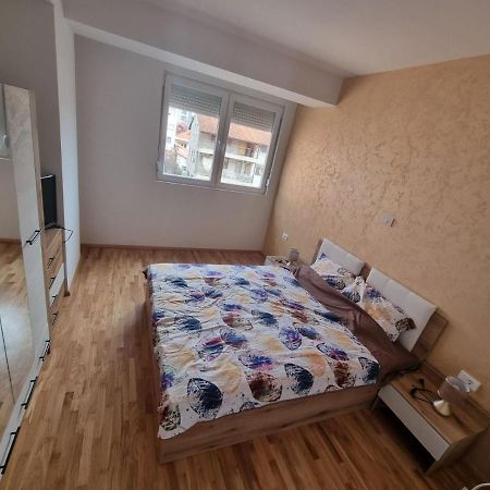 Atena Apartment Ohrid Bagian luar foto